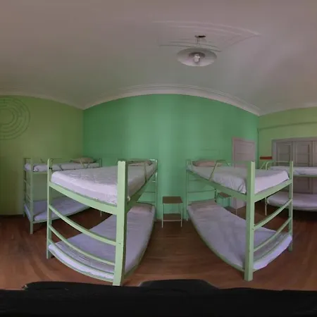 Pagration Youth Hostel *