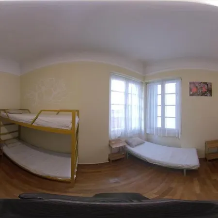 Pagration Youth Hostel
